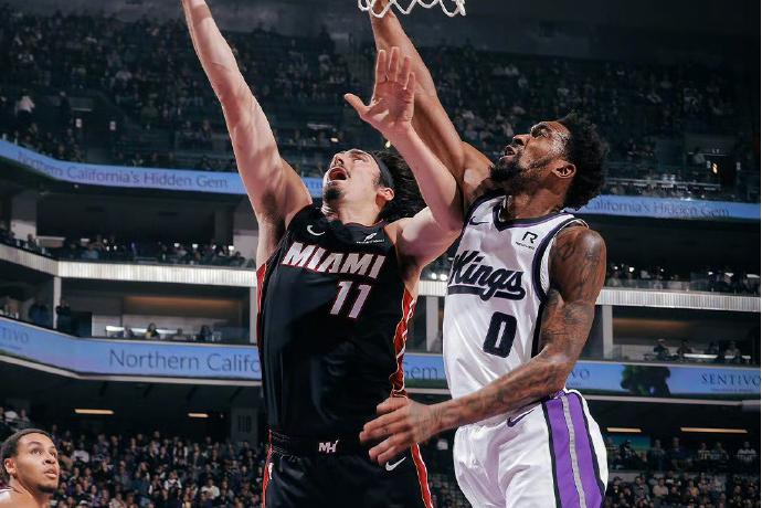 nba赛事前瞻:国王vs独行侠预测分析 全场高清录像直播(2025年03月04日)